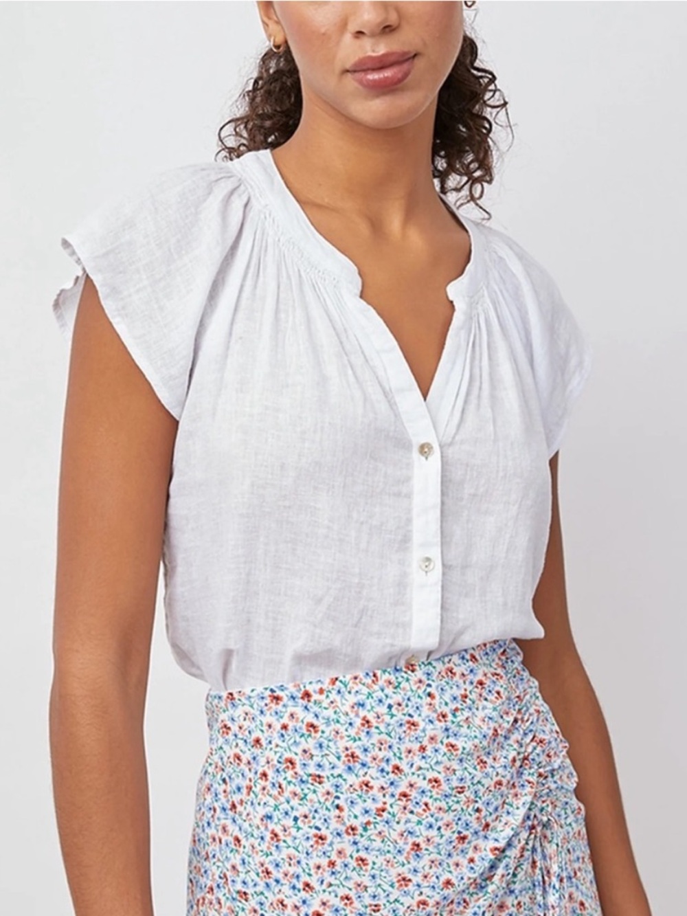 Rails Alena Linen Blend Button Down Cottage Top White